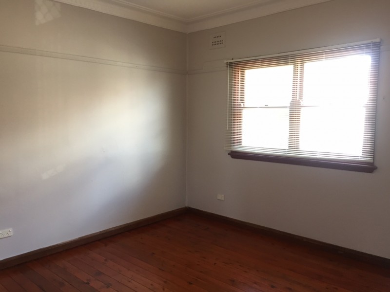 18 Mort Street, Blacktown NSW 2148