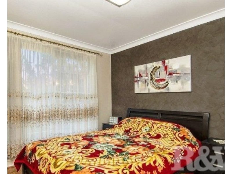 17 Batten Place, Doonside NSW 2767