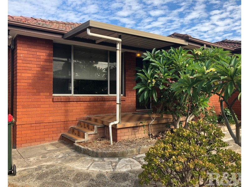 18 Winifred Crescent, Blacktown NSW 2148