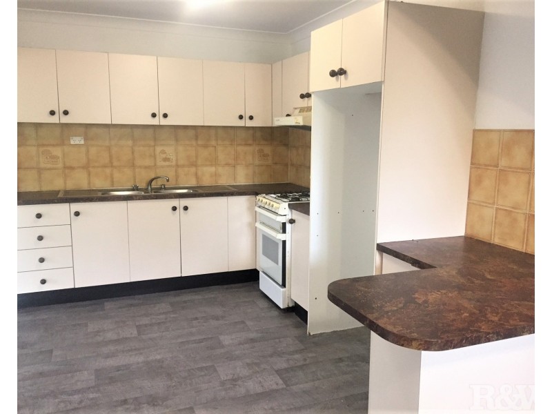 18 Winifred Crescent, Blacktown NSW 2148
