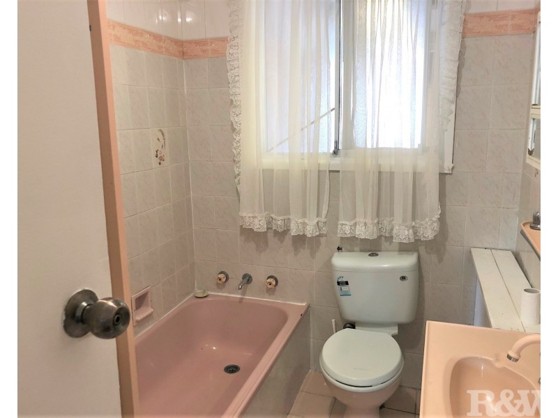 18 Winifred Crescent, Blacktown NSW 2148