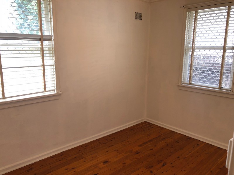 5 Leonard Street, Blacktown NSW 2148