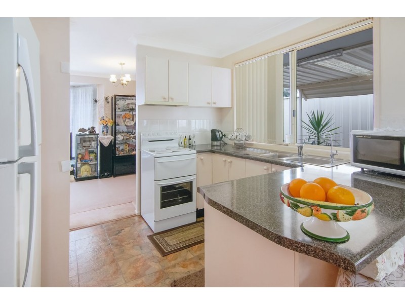 73 Aminta Crescent, Hassall Grove NSW 2761