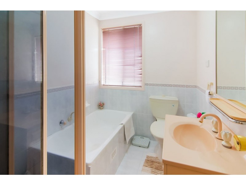 73 Aminta Crescent, Hassall Grove NSW 2761