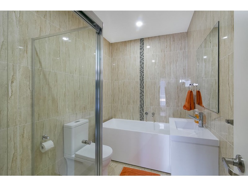 7/8E Myrtle Street, Prospect NSW 2148