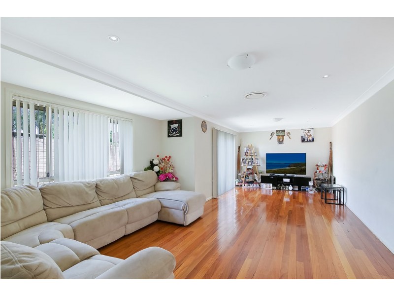 5 Mossfield Lane, Marayong NSW 2148