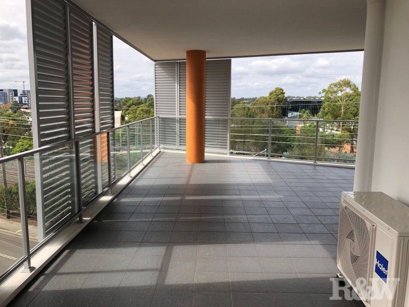 402/43 Devitt Street, Blacktown NSW 2148