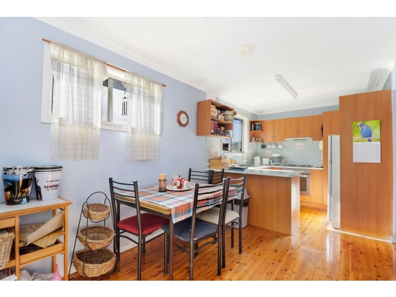 13 Yuruga Avenue, Doonside NSW 2767