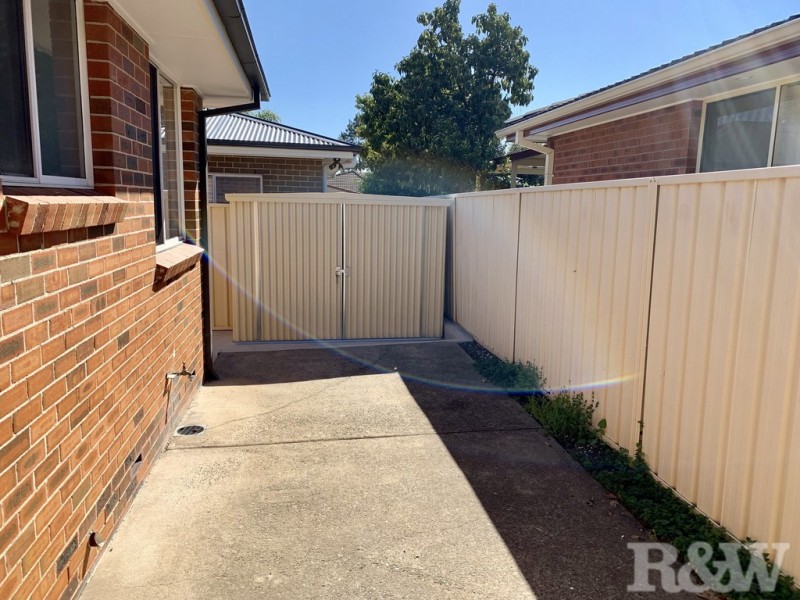 22 Shinnick Drive, Oakhurst NSW 2761