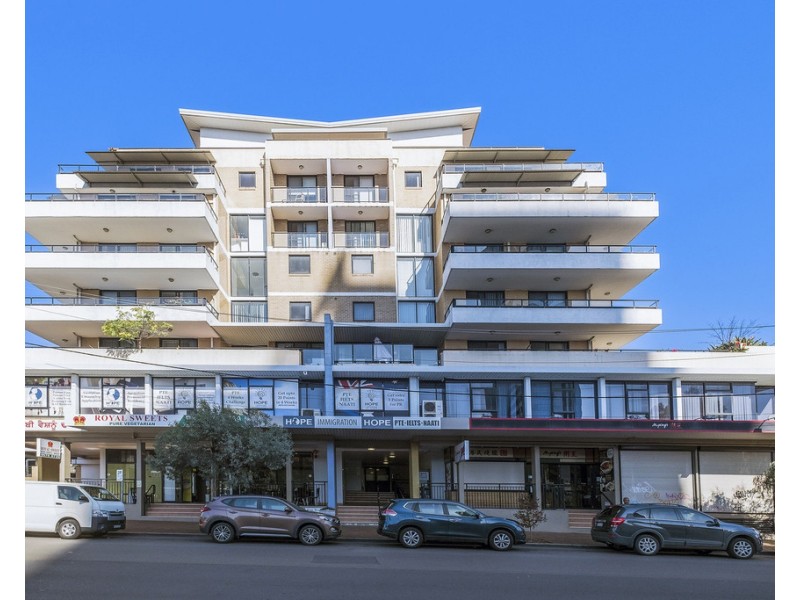 8/24 First Avenue, Blacktown NSW 2148