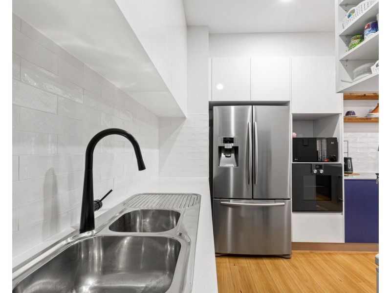 4 Pebblestone Road, Box Hill NSW 2765