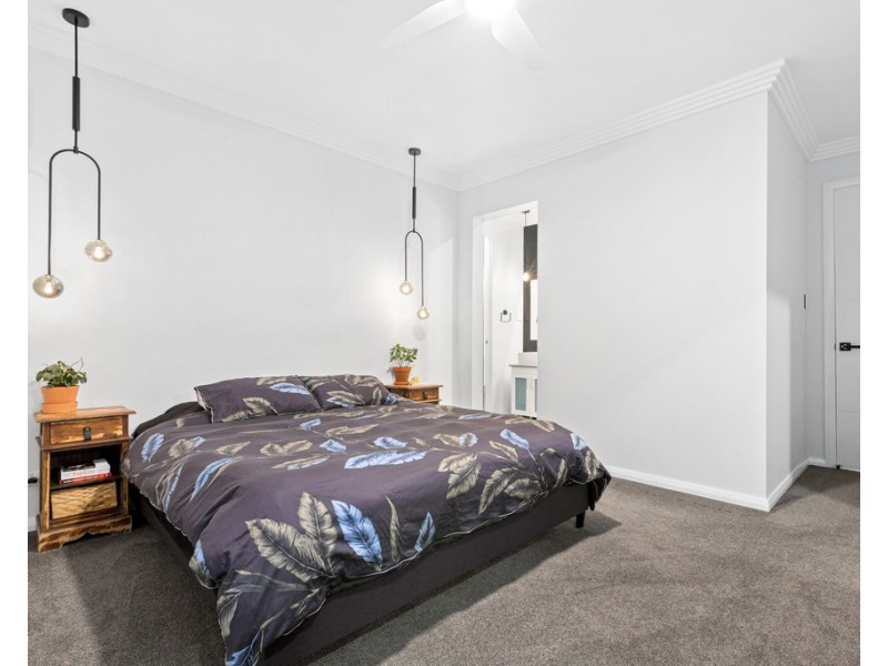 4 Pebblestone Road, Box Hill NSW 2765