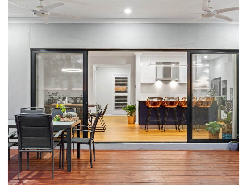 4 Pebblestone Road, Box Hill NSW 2765