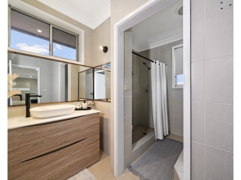 6 Julie Street, Blacktown NSW 2148