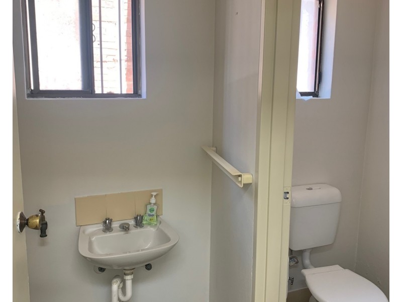 16 Flushcombe Road, Blacktown NSW 2148