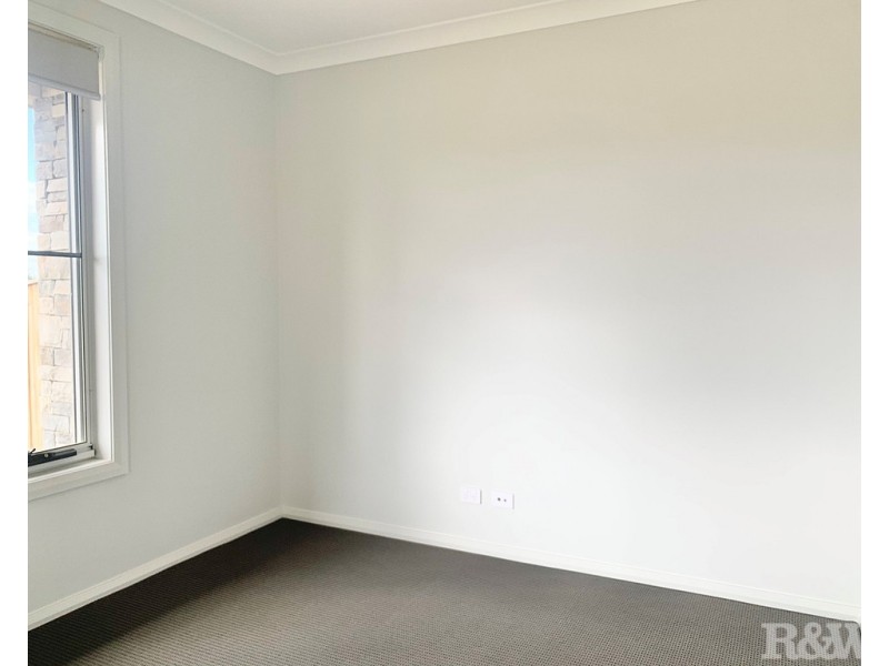 53 Fontana Drive, Box Hill NSW 2765