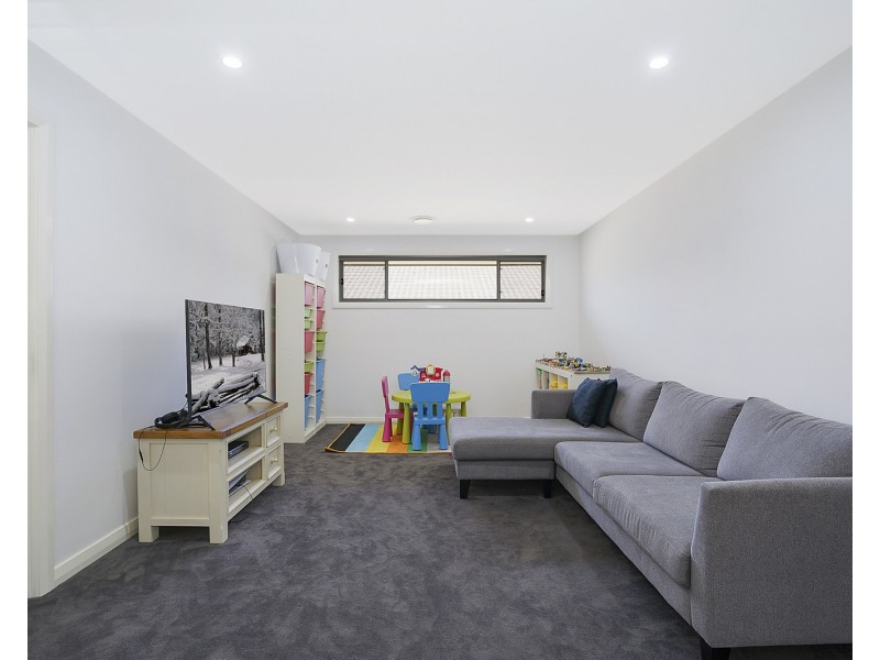 84 Sundowner Parkway, Box Hill NSW 2765