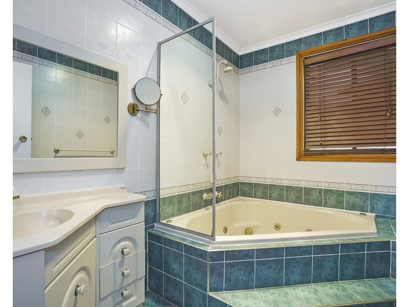 48 Kipling Drive, Colyton NSW 2760