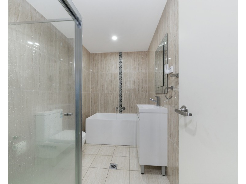 3/8a Myrtle Street, Prospect NSW 2148