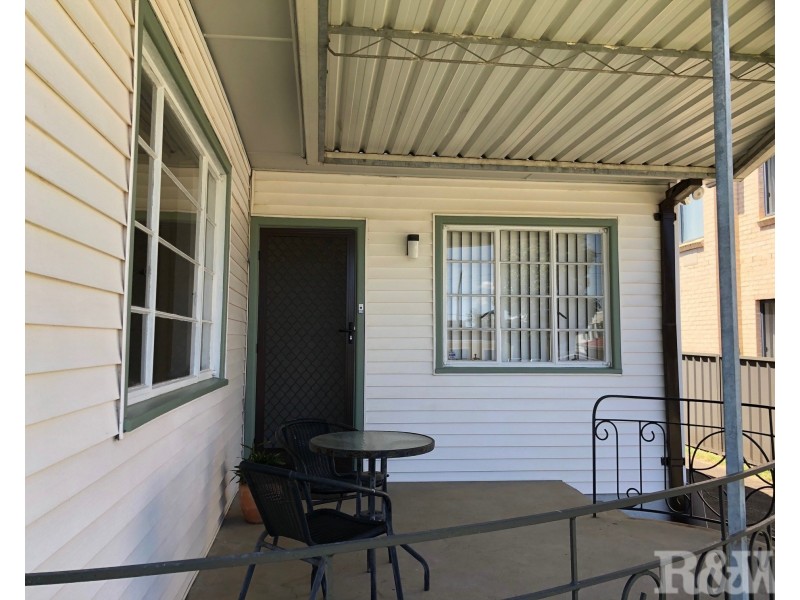11 Stewart Avenue, Blacktown NSW 2148