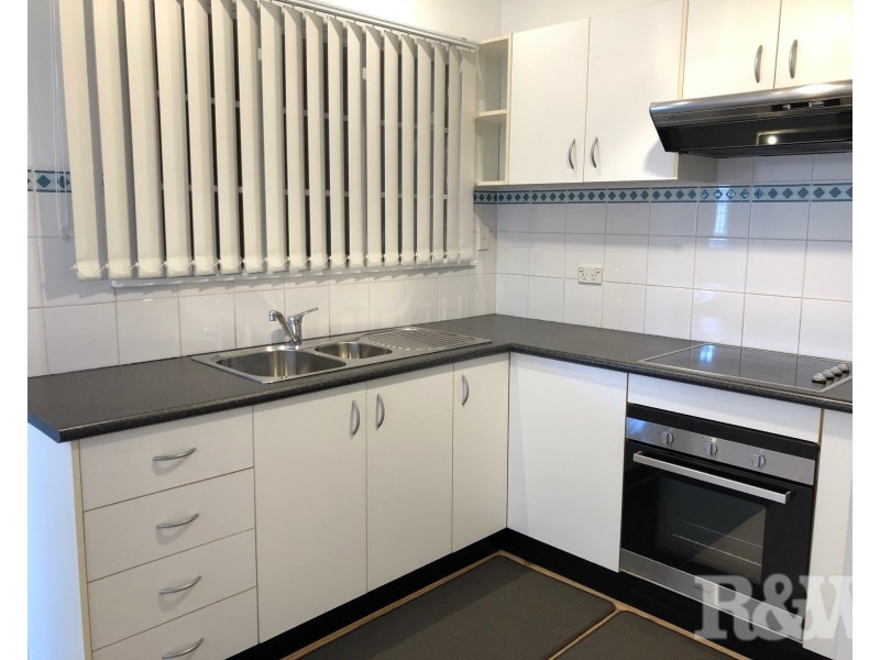 11 Stewart Avenue, Blacktown NSW 2148