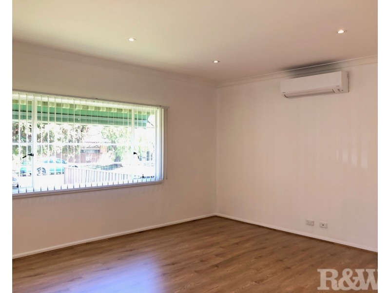 11 Stewart Avenue, Blacktown NSW 2148