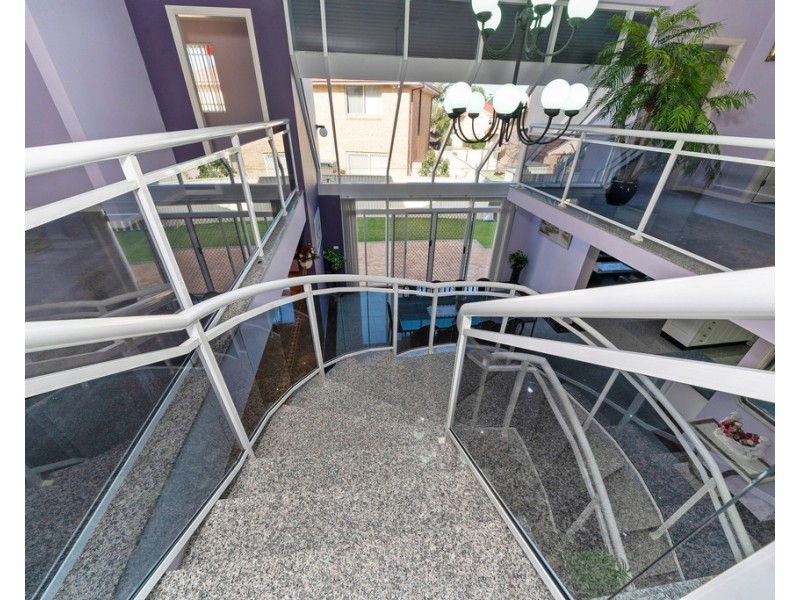 11 Buckley Close, Fairfield West NSW 2165