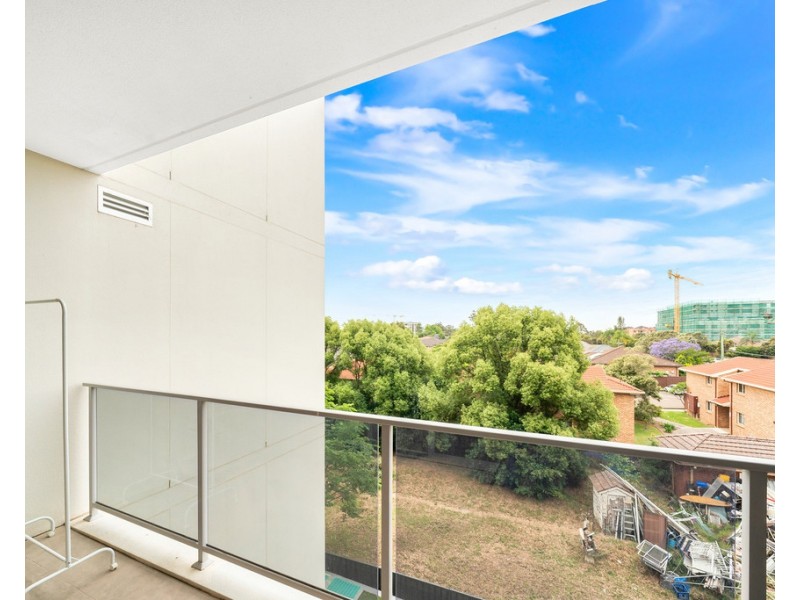 203/31 Carinya Street, Blacktown NSW 2148