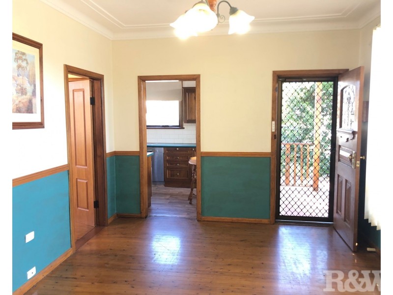 35 Western Crescent, Blacktown NSW 2148