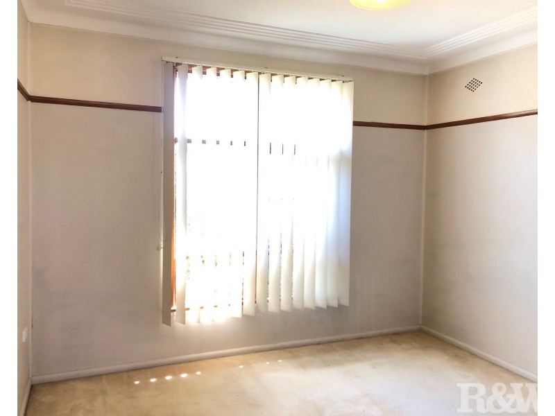 35 Western Crescent, Blacktown NSW 2148