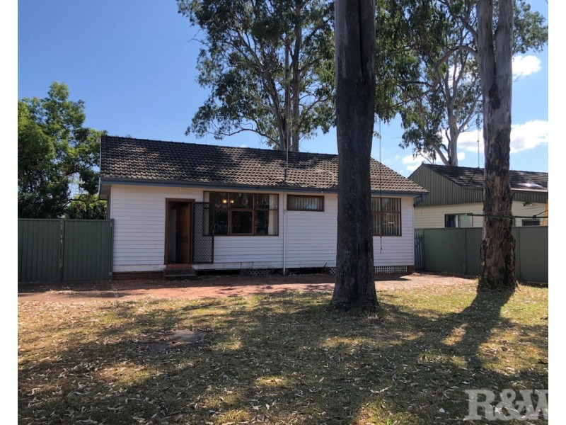 35 Western Crescent, Blacktown NSW 2148