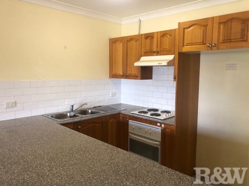 8/38 Cooyong Crescent, Toongabbie NSW 2146