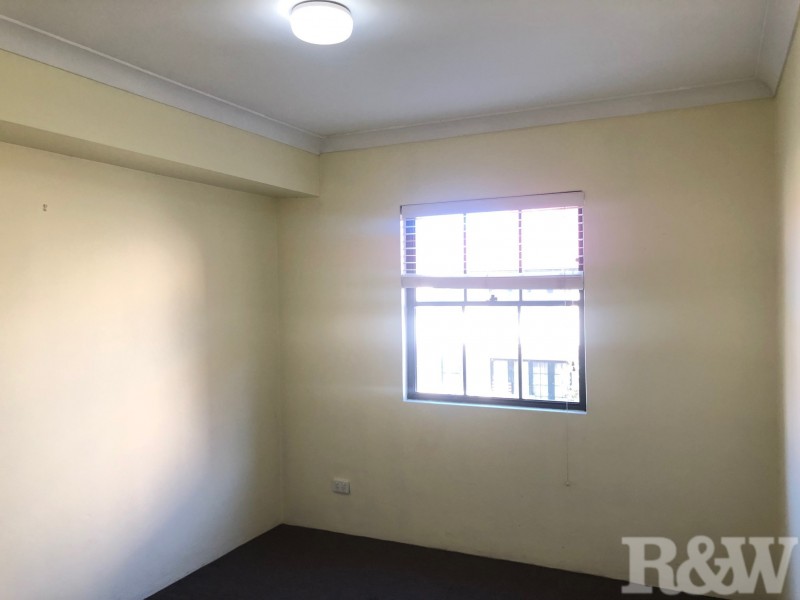 8/38 Cooyong Crescent, Toongabbie NSW 2146