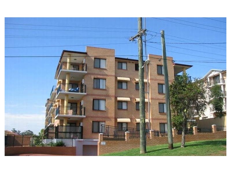12/4-6 Clifton Street, Blacktown NSW 2148
