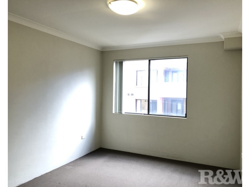 28/20-22 Fourth Avenue, Blacktown NSW 2148