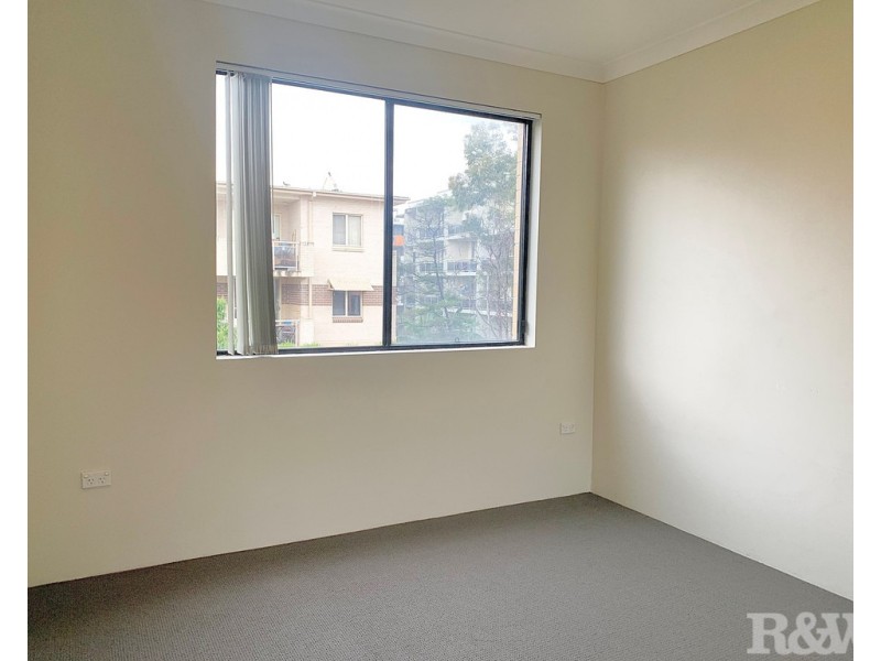 26/20-22 Fourth Avenue, Blacktown NSW 2148
