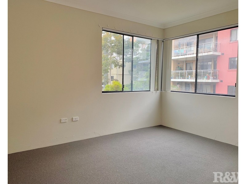 26/20-22 Fourth Avenue, Blacktown NSW 2148