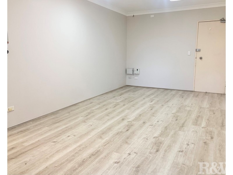 29/11 Oxford Street, Blacktown NSW 2148