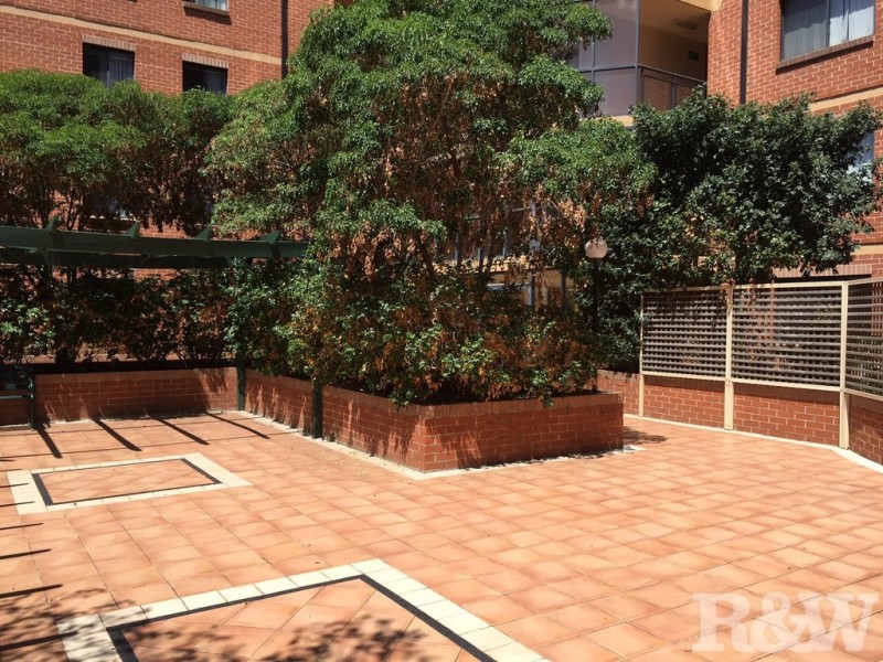 30/25-27 Kildare Road, Blacktown NSW 2148