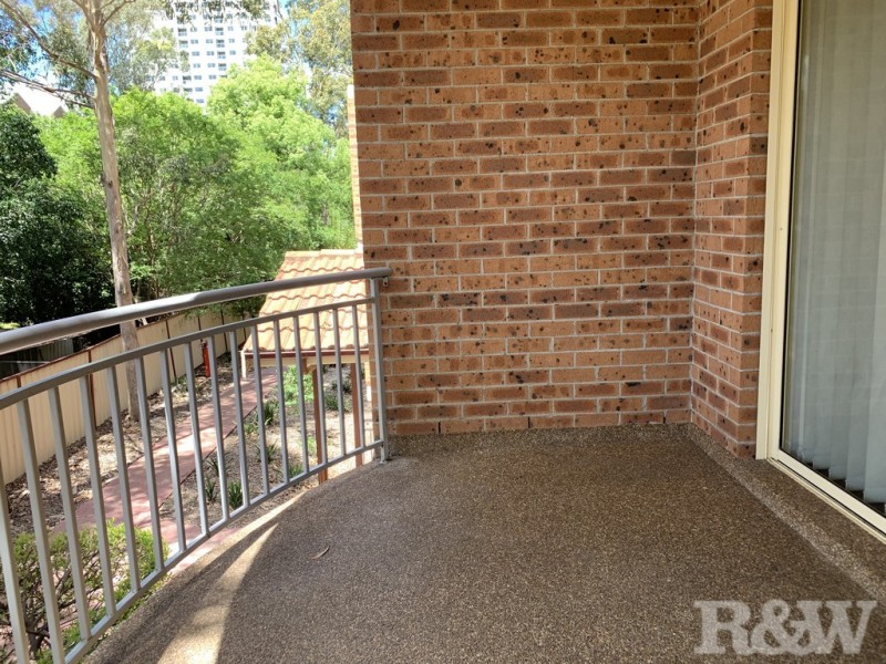 13/8-10 Fourth Avenue, Blacktown NSW 2148