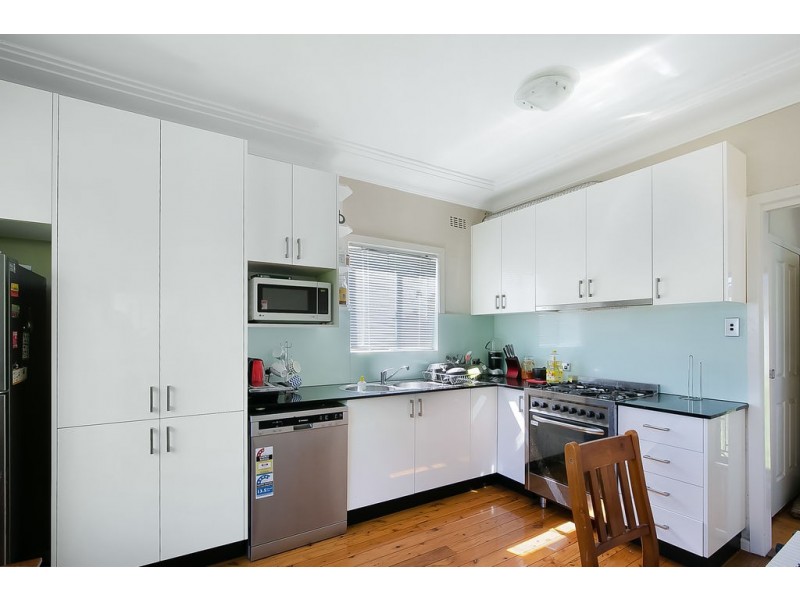 110 Lucas Road, Seven Hills NSW 2147