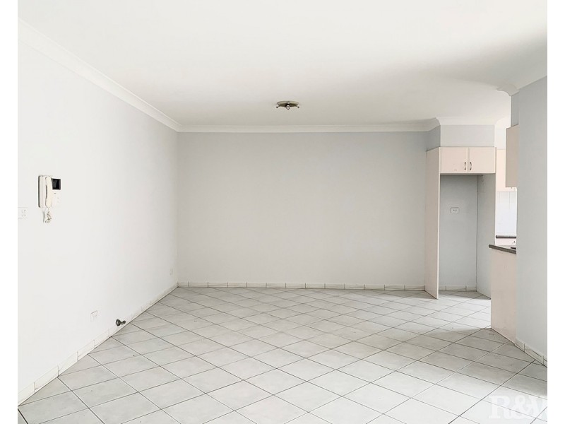 10/4-6 Clifton Street, Blacktown NSW 2148