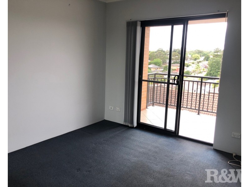 7/4-6 Clifton Street, Blacktown NSW 2148