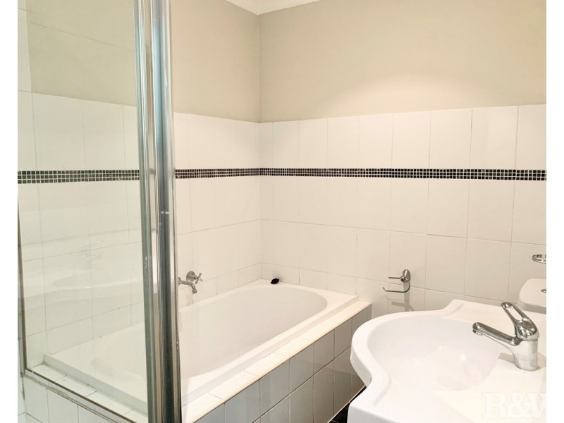 4/31-35 Third Avenue, Blacktown NSW 2148