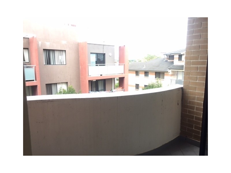 21/20-22 Clifton Street, Blacktown NSW 2148