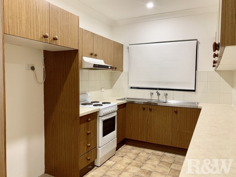 13 Leicester Square, Blacktown NSW 2148