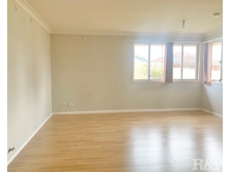 16 Ridgeview Place, Oakhurst NSW 2761