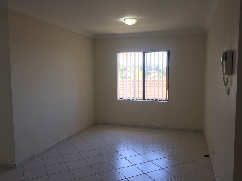 17/4-6 Clifton Street, Blacktown NSW 2148