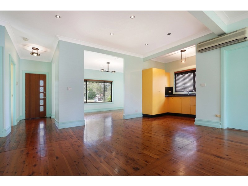 6 West Street, Blacktown NSW 2148