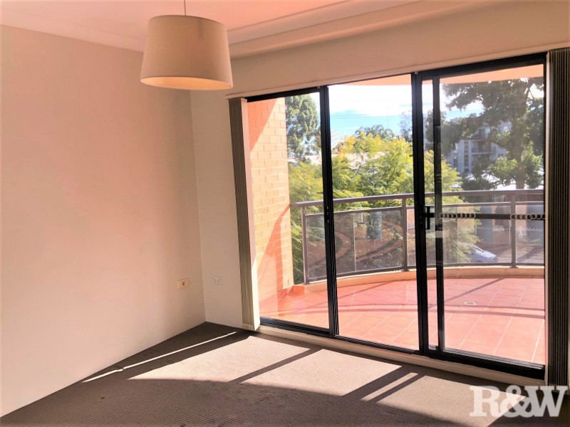 10/28-30 Fourth Avenue, Blacktown NSW 2148